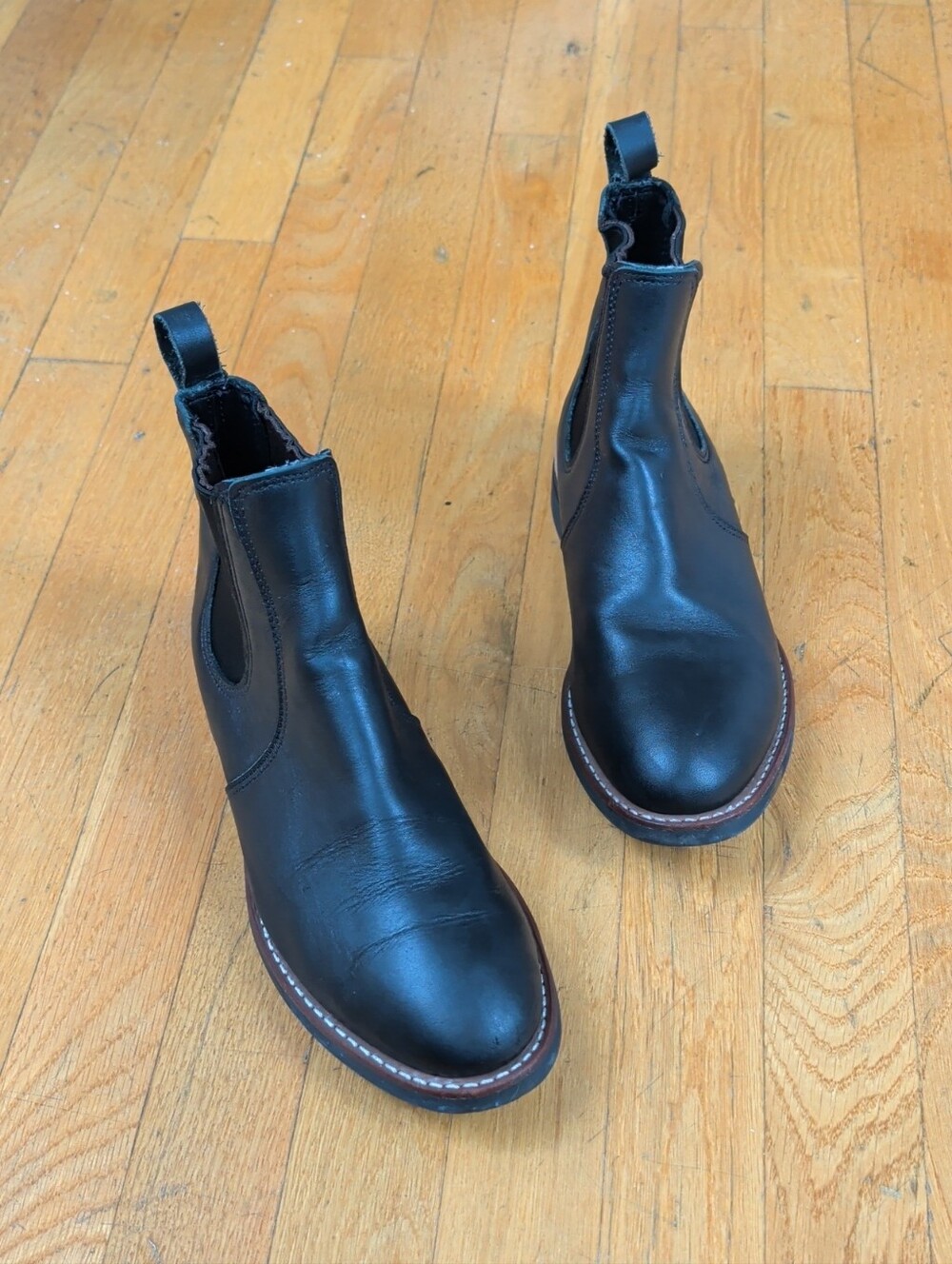 Women's Black RedWing Chelsea Boots, Classic Slip-On Ankle Boot
